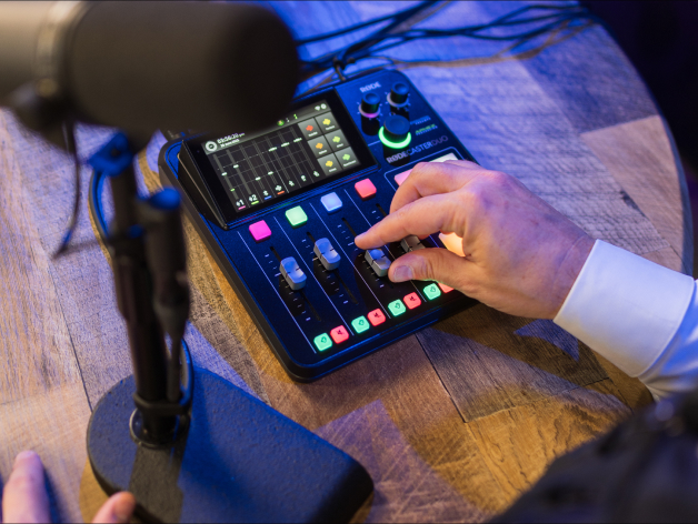 Audio mixing for podcasting